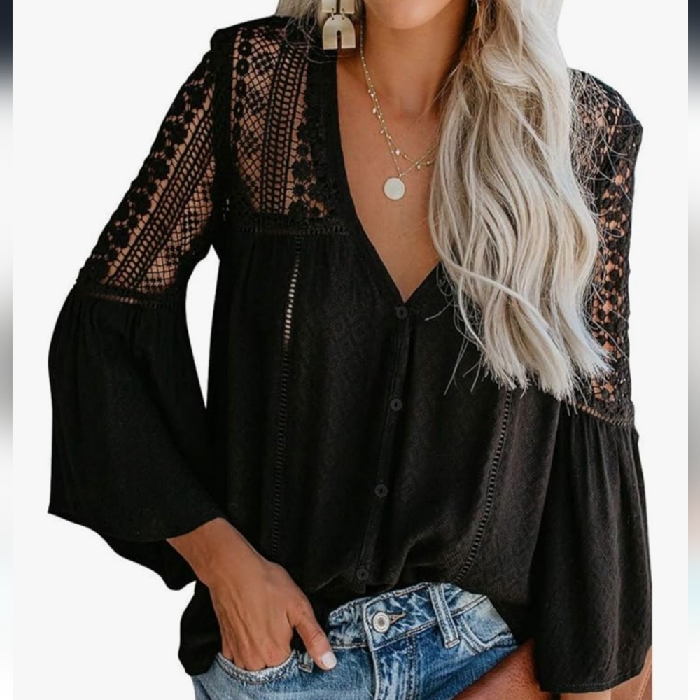 🖤 Black Lace Blouse - Picture 1 of 4